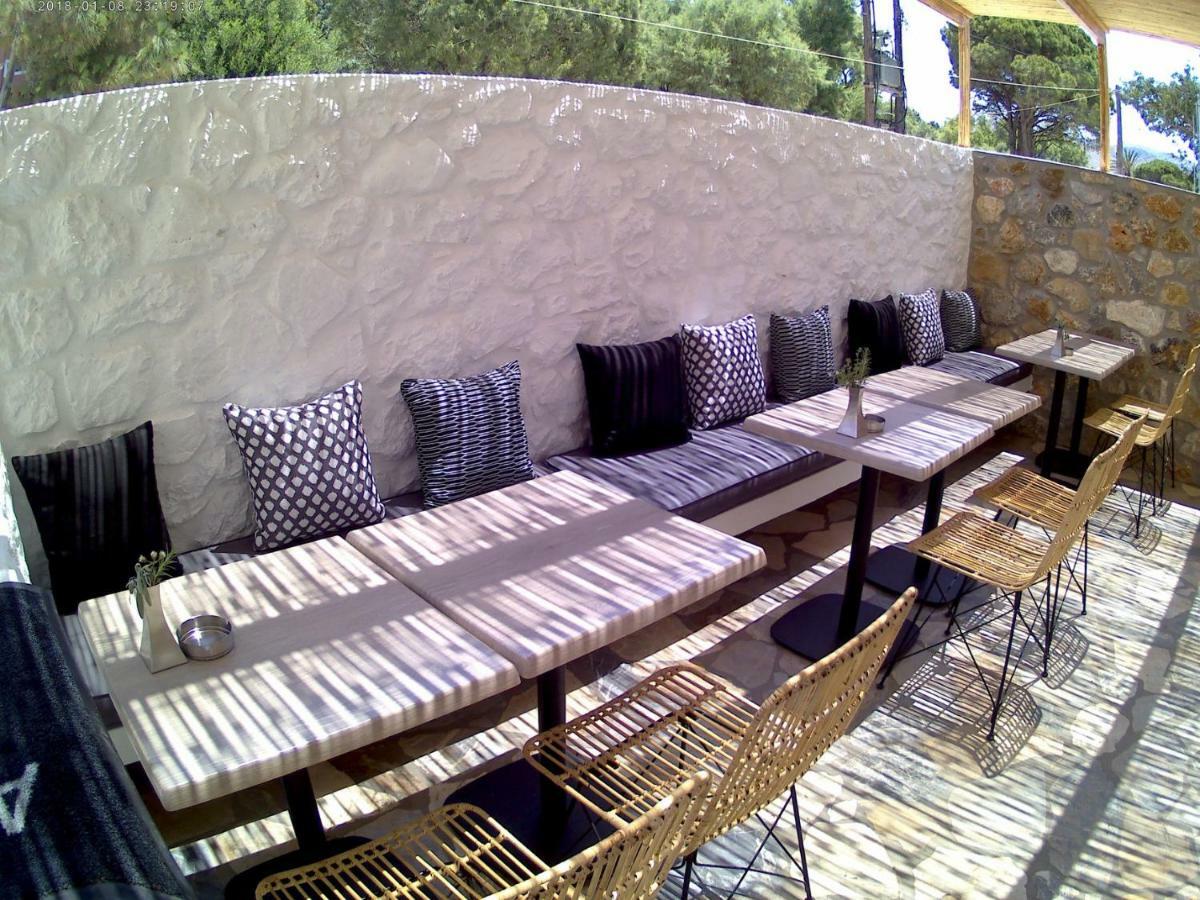 Aellia Hotel&Suites Leros Lakkíon Exteriér fotografie